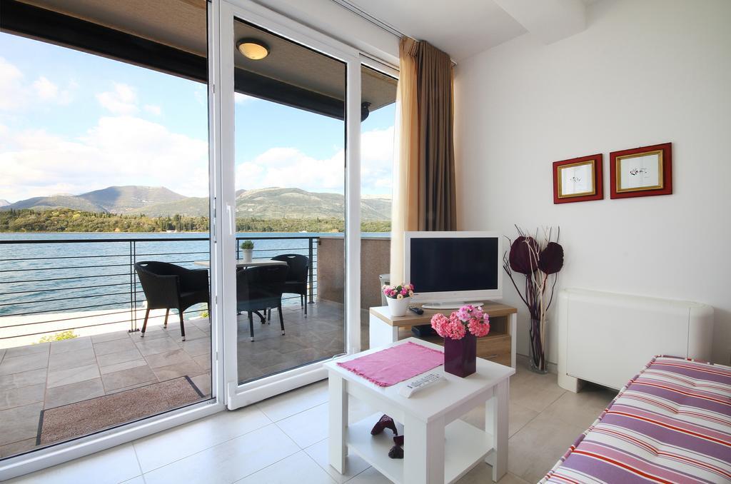 Aruba Apartments Tivat Zimmer foto