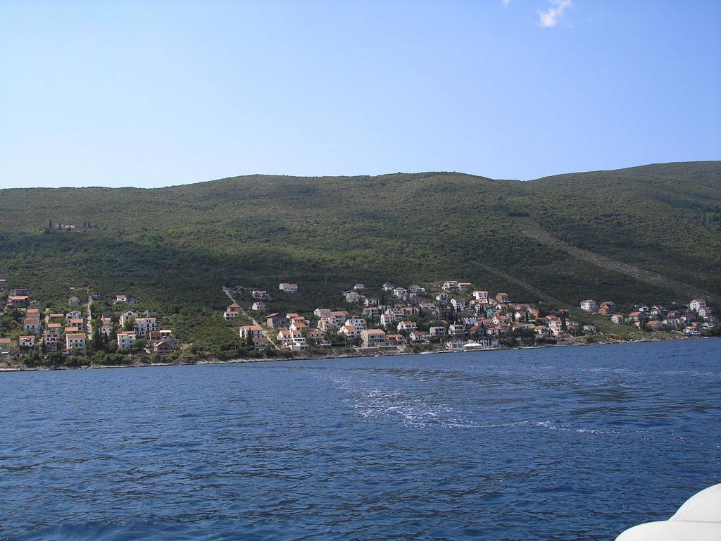 Aruba Apartments Tivat Exterior foto
